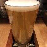 ヒマラヤテーブル - 冬のきまぐれ(京都醸造)。冬季限定醸造のIPAは苦味も程よくありながらほんのり甘味とコクのある、ぐびぐびと言うよりはのんびり飲りたい一杯です。