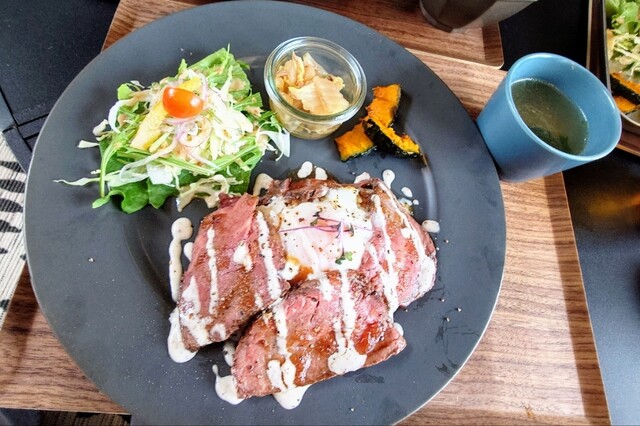 めがね - 近文（食堂）の写真