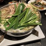 Hakata Motsu Nabe Maru - 