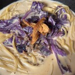 THE HIDEAWAY FACTORY - アンチョビと紫キャベツのクリームパスタ