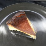 L'instant Pepouse - バスクチーズケーキ