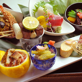您可以享用肉类的创意日本料理。