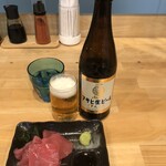 TSUKIJI SAMURAI - 瓶ビール 中瓶 ：アサヒマルエフ、マグロ切落とし