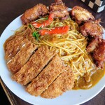 Furen zu - インディアンスパゲティ大盛り　唐揚げ５　とんかつ