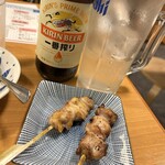 大衆日本酒バル ふとっぱらや - ビールはマルエフか一番搾り。マルエフの瓶置いてる店最近多いですよねー。売り込み中なのかしら？？私は一番搾り派です。本当はスーパードライが1番いいけど