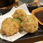 大衆日本酒バル ふとっぱらや - 鳥しんじょうフライ290円　つくねのタネと同じやつのようなので、タネからぜーんぶ手作りしてるんだなぁとまた感動