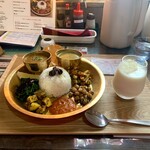 キッチン あずま - ⭐︎︎ ダルバート・ベジタリアン        税込 １,３００ 円
      ※ ラッシー or チャイ を、選べます…m(_ _)m