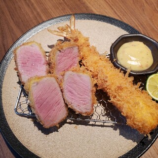 Sesame oil is the key! Fragrant Pork Cutlet that is twice fried to lock in the flavor.