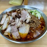 王子金麦ラーメン - 激辛チャーシュー麺 (大盛) 1250円
            2024年1月30日