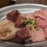 焼肉ホルモン ボンズ - 