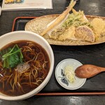 櫻庵 - 地魚と野菜の天ぷらそば