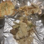 てっぱん家 - チキンクリームソース、じゃがチーズ、ぎょーざ