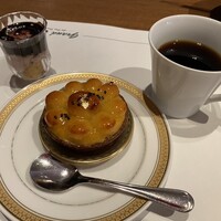 グランカフェ - デザート他にも色々ありました。 グランカフェ - デザート他にも色々ありました。