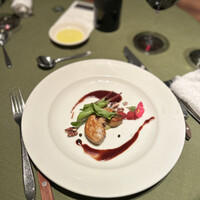 37 Steakhouse & Bar - 