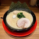 横浜家系ラーメン 角蔵家 - 