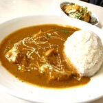 ROYAL nan curry & cafe - チキンカレーランチ