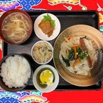 ソーミンちゃんぷるー定食