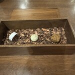 カエンネ - 紅茶と焼き菓子｡冬の里山で見つけた宝物みたいな盛り付け｡