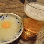Toriichi - お通しと瓶ビールで乾杯