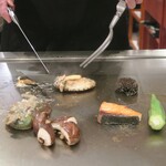 ステーキ＆ワイン シュバルージュ - 鮑_鰤