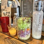山本のハンバーグ - 月替わりの自家製ジュースと中目黒店限定のジャーサラダ
