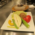 ステーキ＆ワイン シュバルージュ - 農家直送野菜の取り合わせ