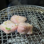 月島焼肉 牛タン処 兎月 - 