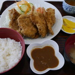 グリル八城 - ロースカツ定食