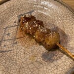 根津 焼鳥 照隅 - ぼんじりデュカ掛け