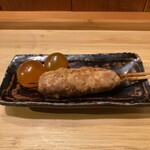 根津 焼鳥 照隅 - つくねと金柑