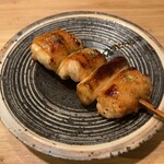 根津 焼鳥 照隅 - モモのねぎま山椒掛け