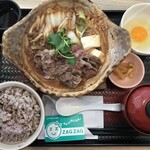 大戸屋 - 国産牛のすき鍋¥1280→¥640「定食の日(1/8)」値引により半額