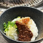 Yakiniku Akami Nikugatou - 