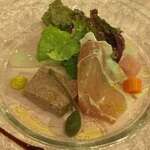 馬車道十番館 - 