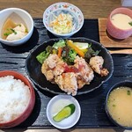 めし処 拓 - 鶏の唐揚げ定食(ご飯大盛り)