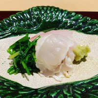 料理 小松 - お造り　油通ししたふく　マハタ（なめら）金沢芹
