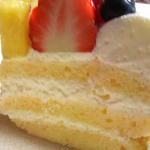 たるみ製菓 - このスポンジもおいしい