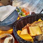 グルマンヴィタル - じっくり窯焼きポークシチューランチ