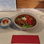 太陽カレー - 山梨産豚ヒレカツと自家製バターコロッケのコンビカレーうどんと小ごはん