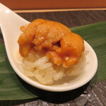 池袋 すし 福寿 - バフンウニ。