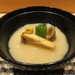 池袋 すし 福寿 - 鰤と大根の酒粕仕立て。