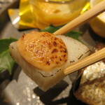 池袋 すし 福寿 - 里芋の酒盗焼き