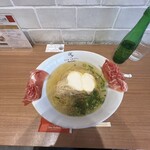 黄金の塩らぁ麺 ドゥエイタリアン 市ヶ谷本店 - 
