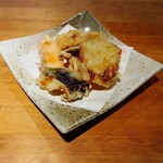 立ち飲み ひとよ - 連れの注文
      天ぷら