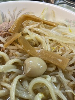 Ramen Jirou - つけ麺には珍しいメンマとうずら可愛いようずら