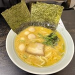 萬来亭 - 醤油豚骨麺1/2、海苔マシ、玉子マシ