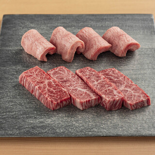 絶対的な自信をもって提供する「特選タン」と「特選ハラミ」