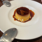 ピッツェリア ファッブリカ 1090 - プリン　500円