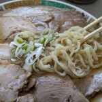 麺龍 - 「多加水不揃い縮れテュルテュル麺」