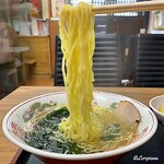 かむら屋 - 麺は細ちぢれ麺